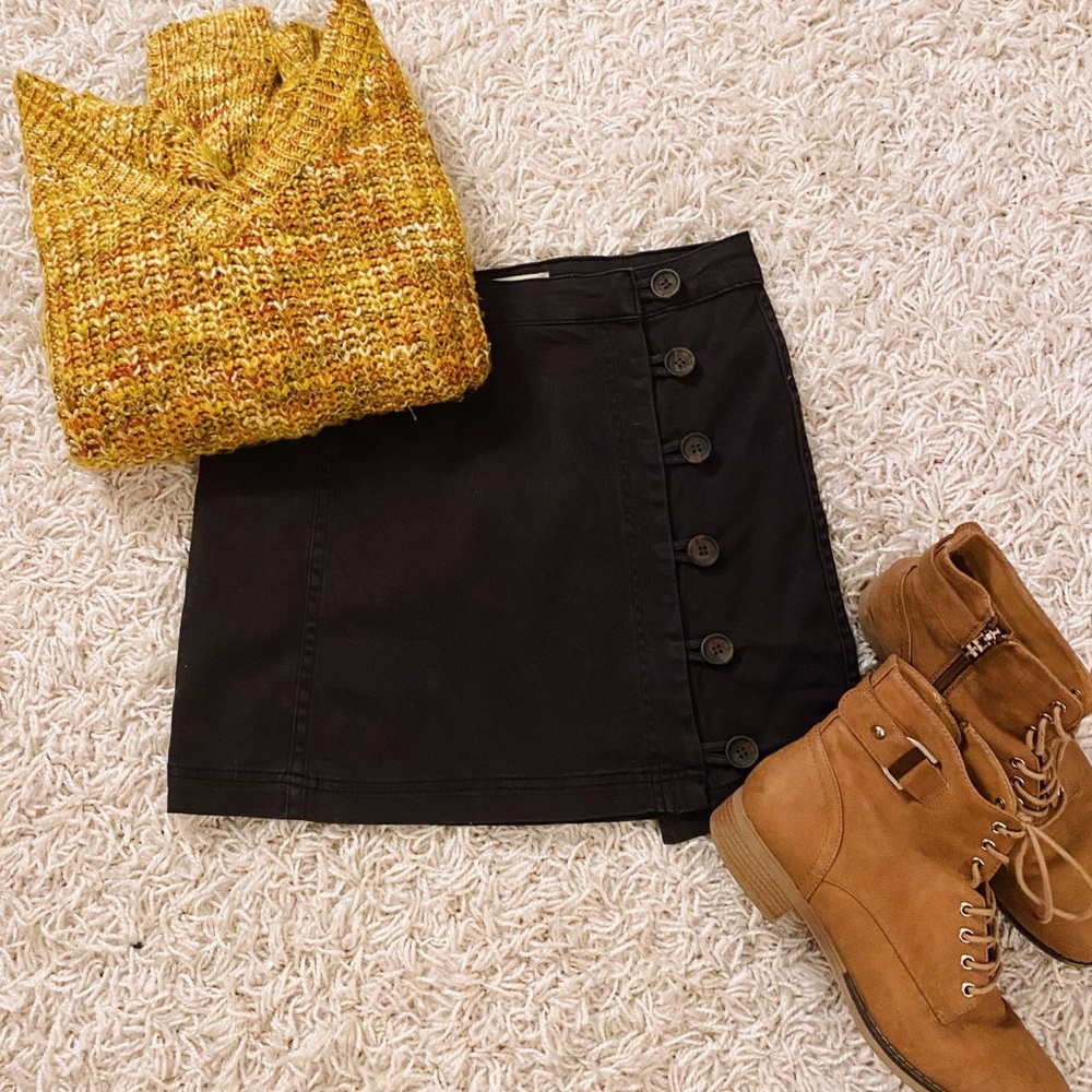 ☼ Black Altar’d State denim skirt